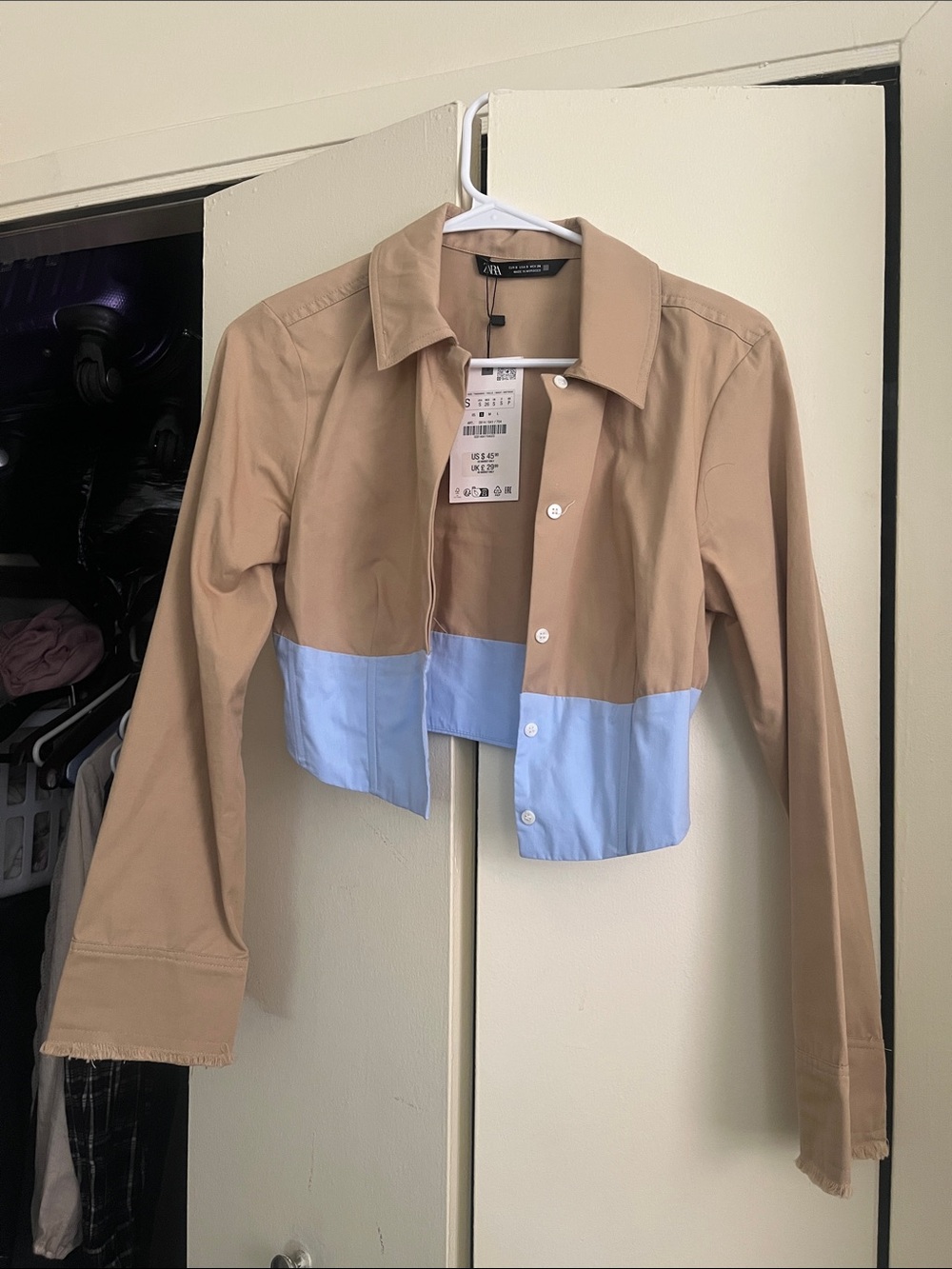Zara Two-Tone Cropped Shirt Jacket in Beige and Light Blue